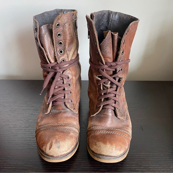 STEVE MADDEN | DISTRESSED COMBAT BOOT - Picture 1 of 12